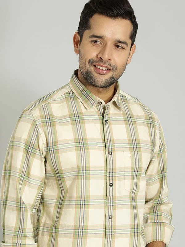 Indian Terrain Men Checkered Beige Shirt